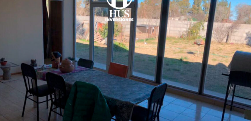Casa de 2 Dormitorios -ARTURO NUÑEZ 485 – (Bernasconi)