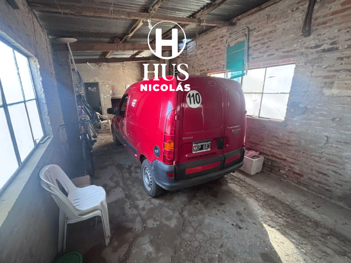 Estanislao Zeballos 650 (Jacinto Arauz)  Casa de 3 Dormitorios