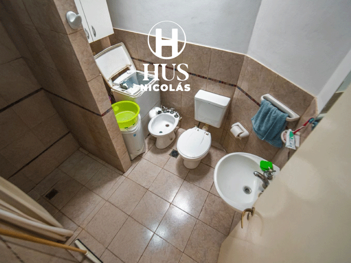 Médici esquina Constituyentes – Complejo de Departamentos