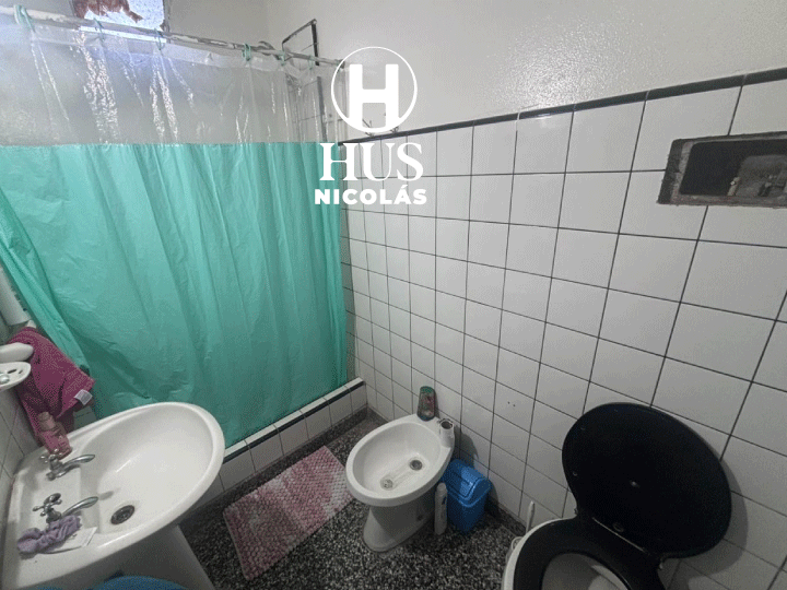 Estanislao Zeballos 650 (Jacinto Arauz)  Casa de 3 Dormitorios