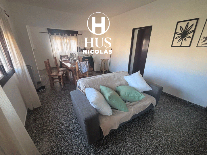 Estanislao Zeballos 650 (Jacinto Arauz)  Casa de 3 Dormitorios