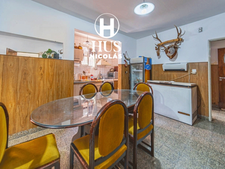 Civit 224-226. Multirenta  2 Casas+Monoambiente+Galpón