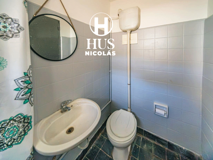 Civit 224-226. Multirenta  2 Casas+Monoambiente+Galpón