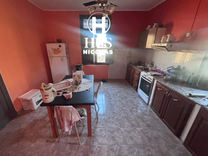 ESTANISLAO CEBALLOS 161 (Bernasconi) Casa de 3 Dormitorios