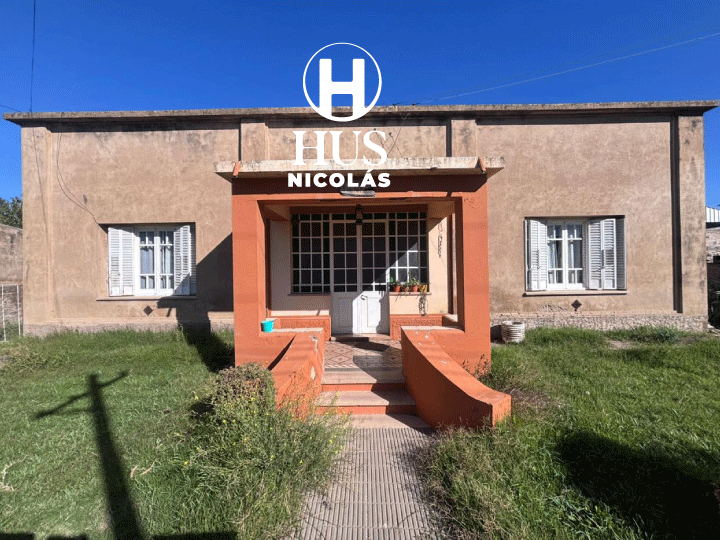 ESTANISLAO CEBALLOS 161 (Bernasconi) Casa de 3 Dormitorios