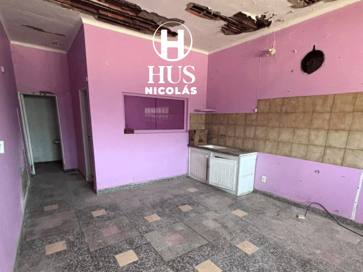 MONTES DE OCA 398  (Gral San Martín) Casa de 2 Dormitorios + Galpón + Salón Comercial